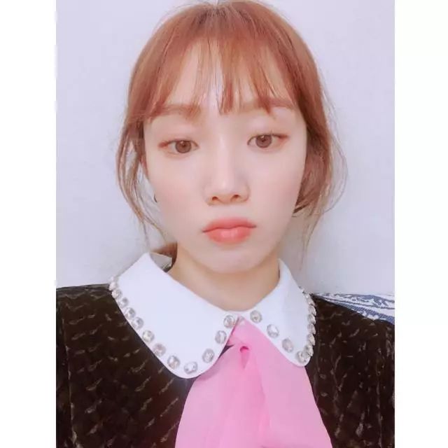 褐眼女孩完整版,褐眼女孩中文版