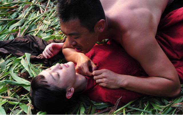 朱亚文行走的荷尔蒙走路慢动作,朱亚文行走的荷尔蒙痞帅