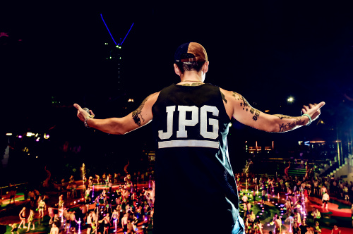 bmai泼水狂欢节,锦绣中华泼水狂欢节