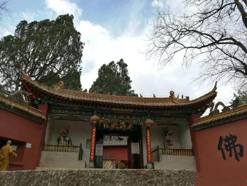 昆明国庆假期自驾游攻略,五一昆明最适合去的地方