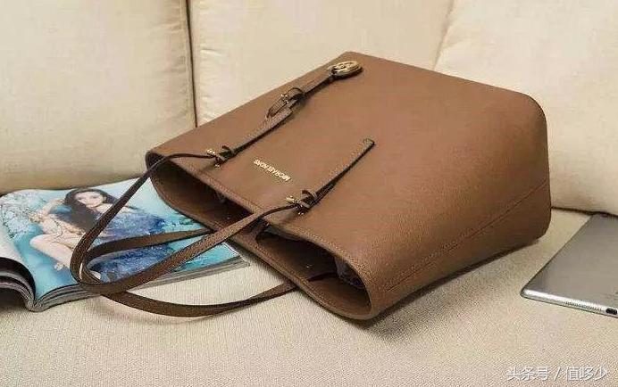 mk杨幂同款介绍,杨幂mk经典款