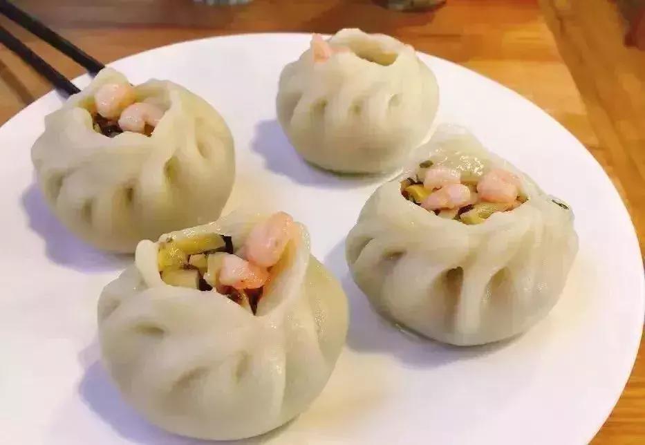 一天卖2000个的猪肉饼,一天卖100千个包子