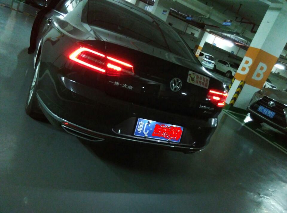 迈腾33030周年的用车感受,迈腾330豪华落地及养车成本