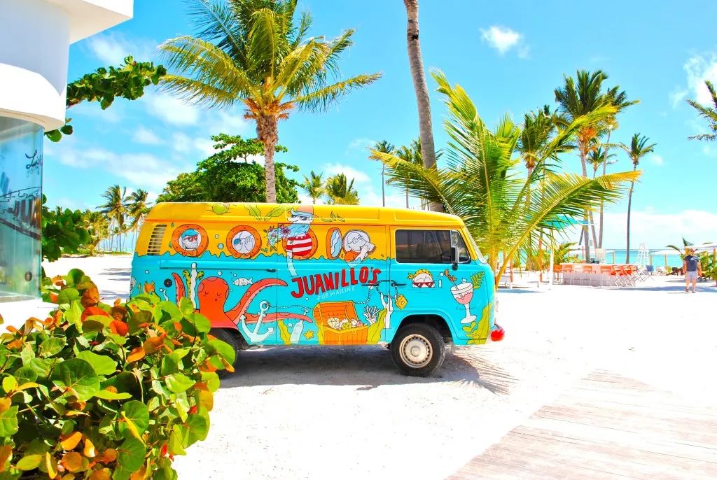 岛国名叫“星期天”，果然很懒很悠闲