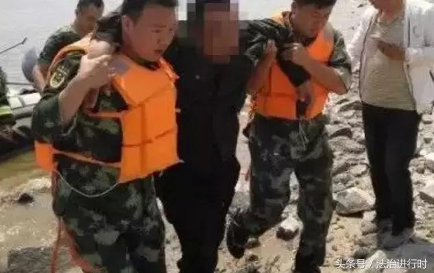 公安部a级通缉令50名在逃人员,公安部发b级通缉令在逃名单