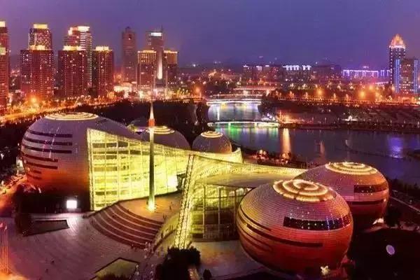 郑州适合夏天玩的旅游景点,郑州夏天旅游景点推荐