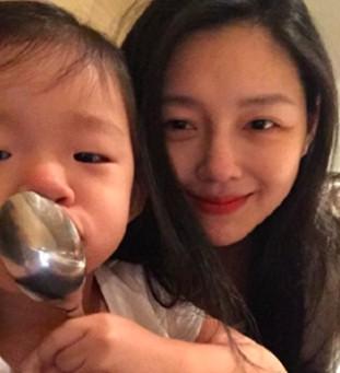 大s的4步抗老法越老越少女不垮脸,大s的好肌肤离不开4个小秘诀