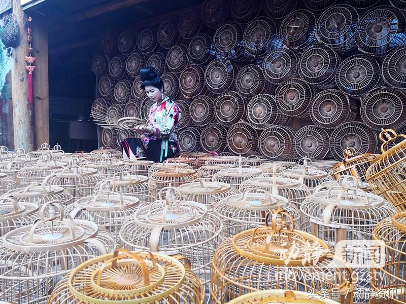 变“手艺”为“受益”！丹寨卡拉村“指尖技艺”带领村民脱贫致富