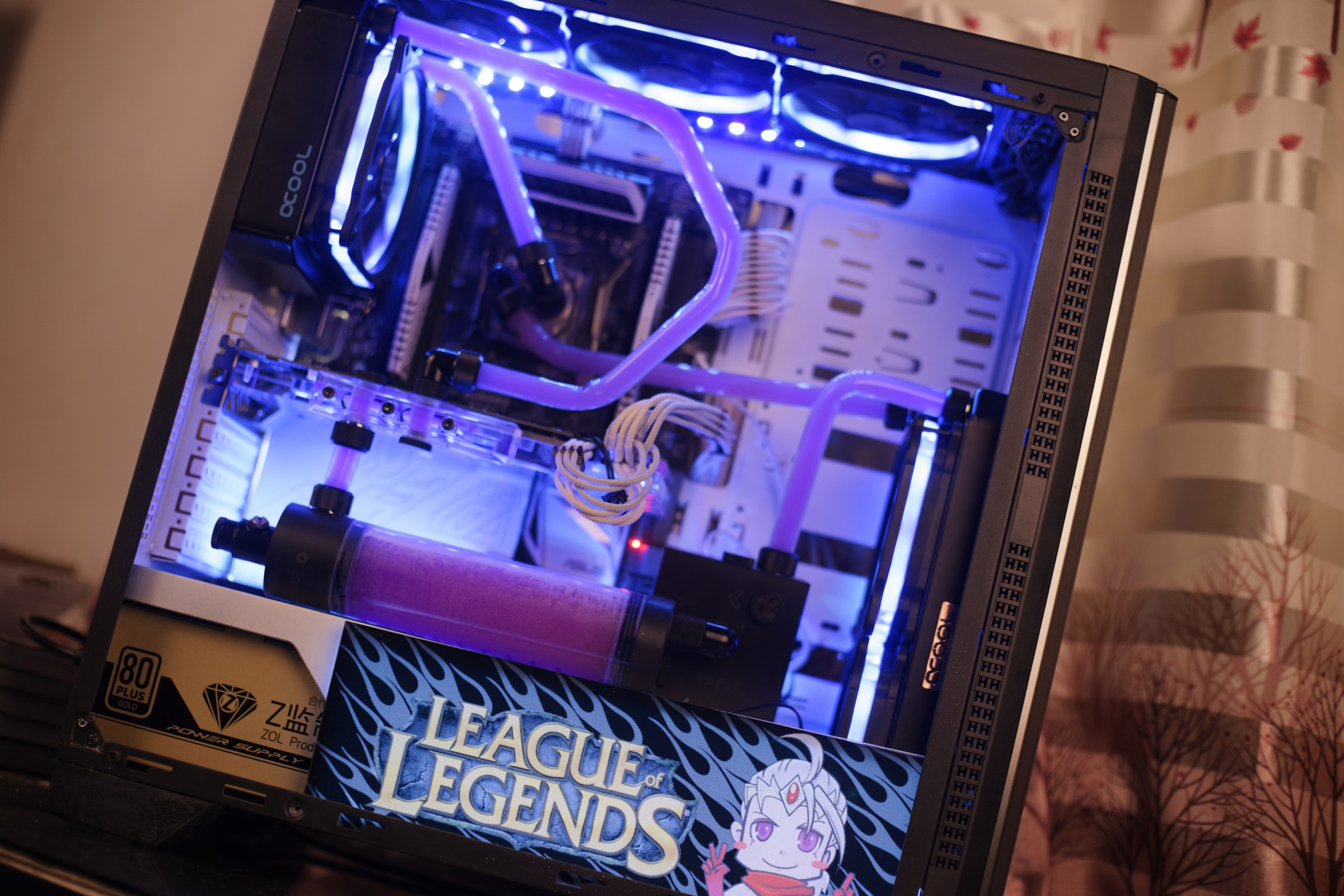 天热了汽车需要更换冷却液吗,天热师傅修空调的说说