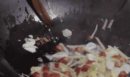 皮皮虾别再水煮了，这才是正确吃虾的方法，很多人都做错了