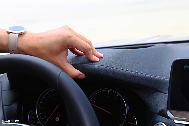 王闯试驾华晨宝马x3,不带l的轿车