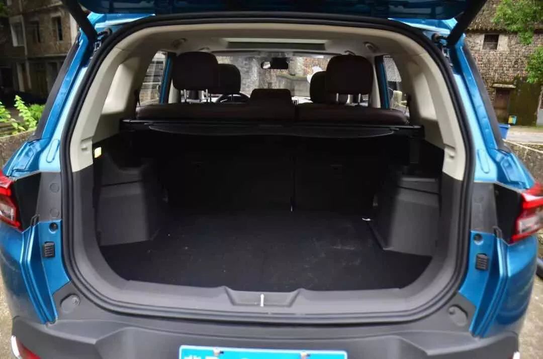 昌河q7深度评测,昌河q7试驾视频最新