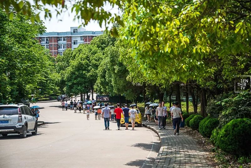 不在汉口的汉口学院，聚集了大花岭大学城最好吃的美食！