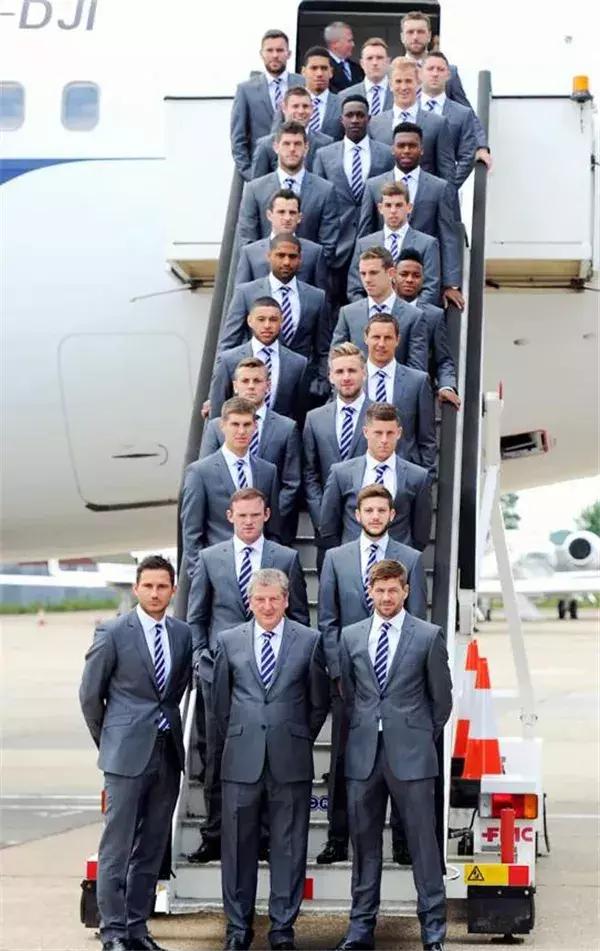 从姐弟恋到保姆上位世界杯球星背后的女人都不简单