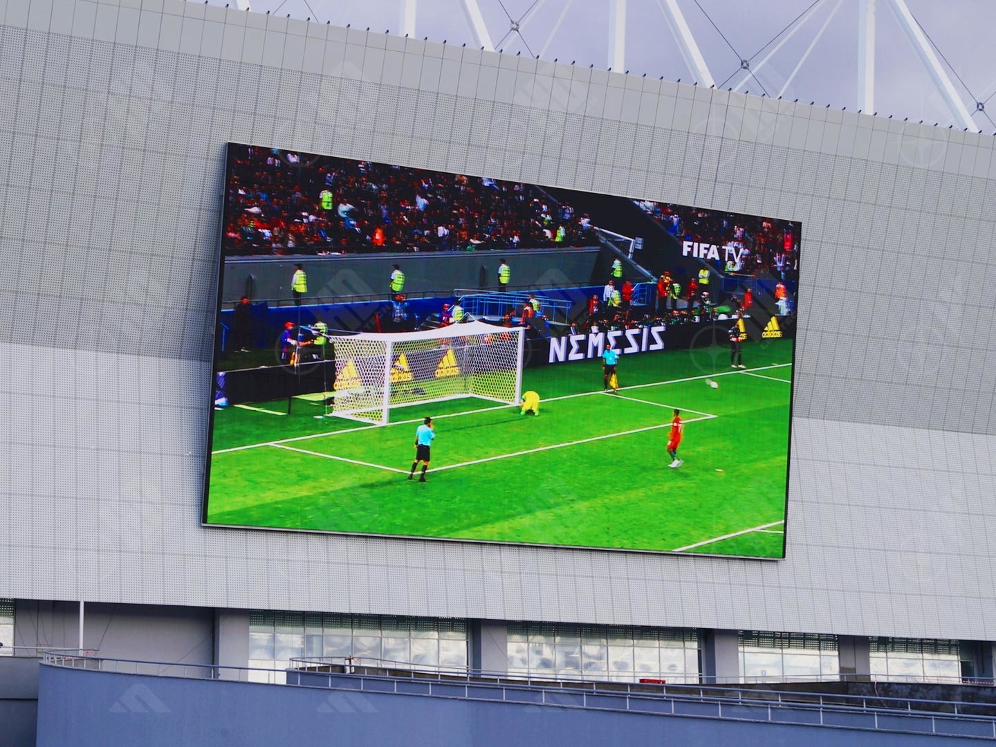 艾比森led显示屏2.0小间距,世界杯led屏不同区域显示画面不同