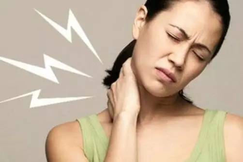 比跑步更毁膝盖的方法,越跑步膝盖越废这个动作才更伤膝