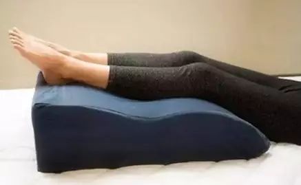 比跑步更毁膝盖的方法,越跑步膝盖越废这个动作才更伤膝