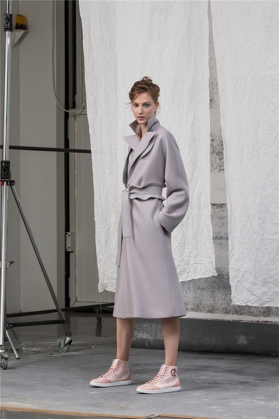 giorgioarmani女装风格,意大利奢侈品牌giorgioarmani