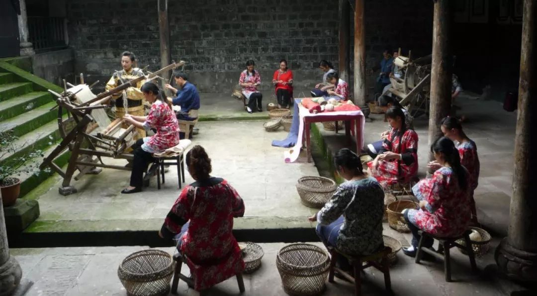 一条精选|中国人种这种草做成袜子,脚不臭了