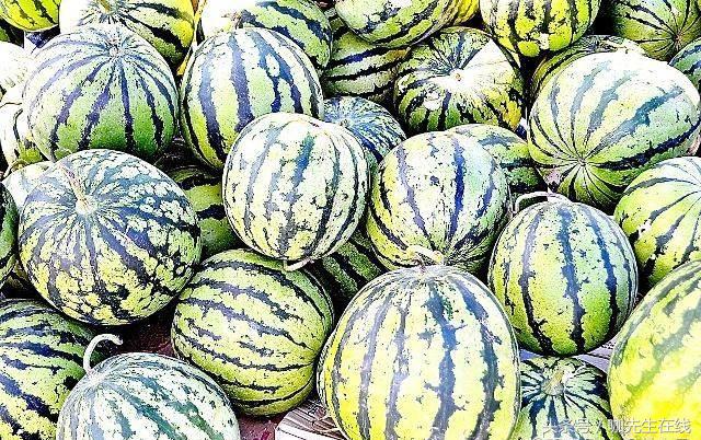 路边摊卖西瓜技巧,街头卖西瓜的技巧和方法