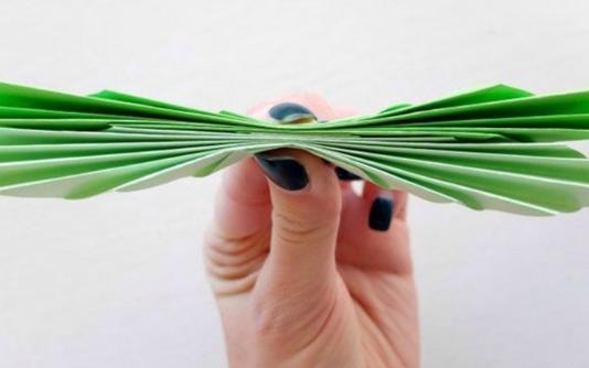 蝴蝶折纸简单制作方法视频,折纸手工8-10岁折蝴蝶