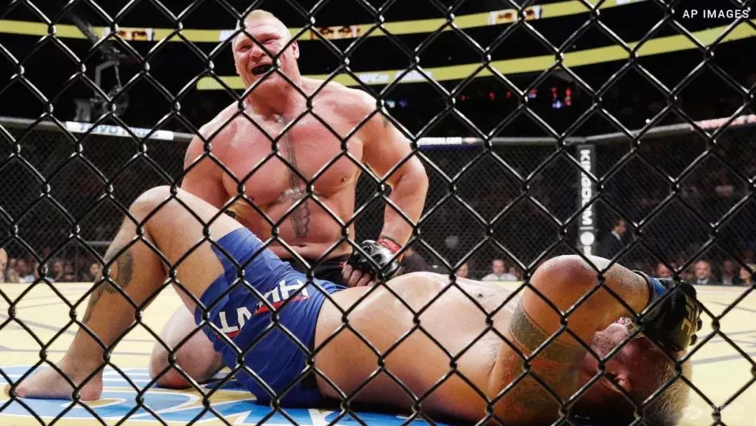 wwe超级巨星完整版,wwe超级巨星大招蓄力