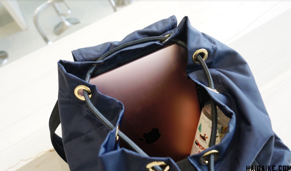 burberrytherucksack军旅背包,意大利burberry和英国burberry