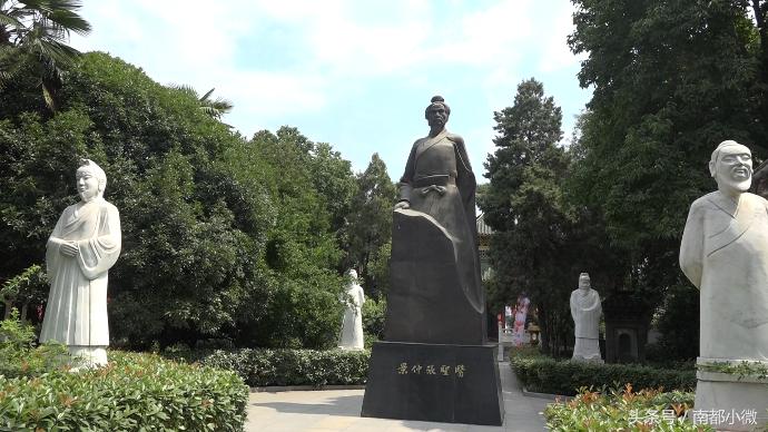 南阳仲景文化端阳诗词朗诵大会在张仲景博物馆举行