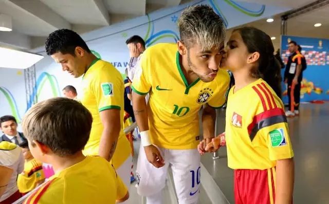 冷知识打羽毛球的男生,冷知识打球