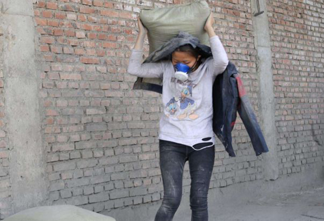 卖惨鼻祖水泥妹,卖惨走红的水泥妹是什么行为