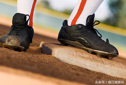 跑步伤膝盖吗权威报道,跑步免伤膝盖选哪种鞋好