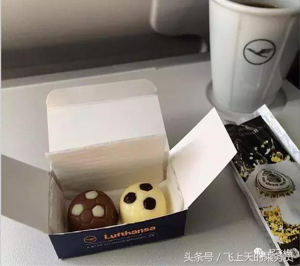 世界杯主题涂装,卡塔尔航空彩绘机世界杯涂装