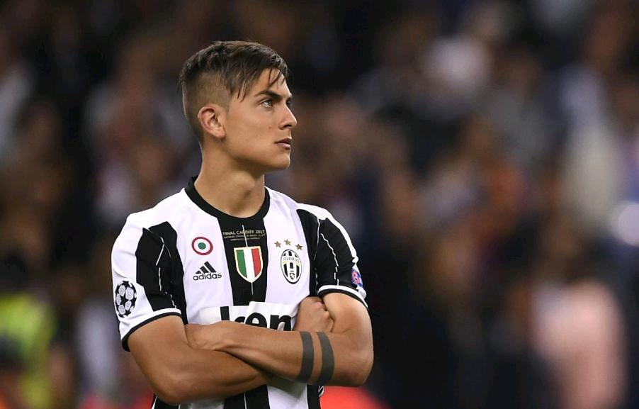 世界杯女子图鉴，教你如何把“情敌”变为“情人”