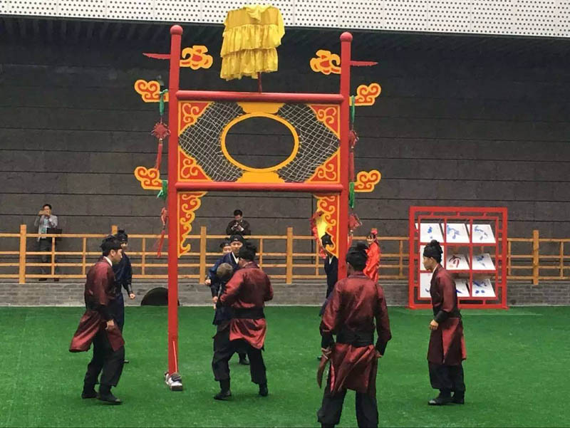 如果梅西遇上了高俅，他还能做球王吗？