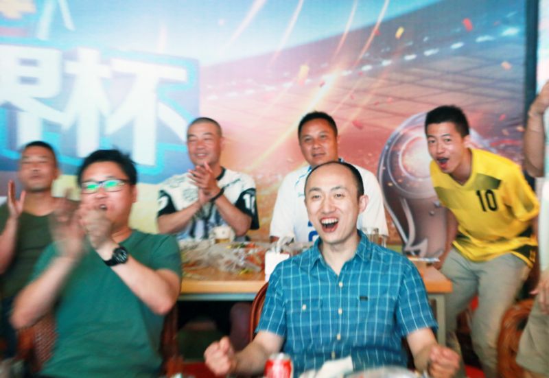 别羡慕！这家公安局将从优待警做到了极致，世界杯还可以这么看～