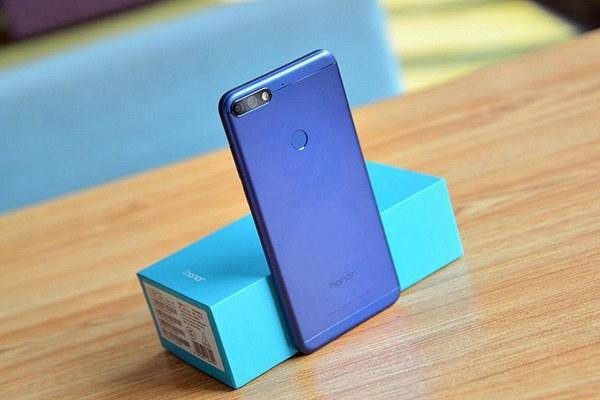 C罗帽子戏法演绎巅峰比分网友：看不懂选C就对了