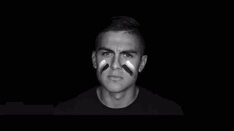 女生伪球迷看世界杯,伪球迷足球女孩