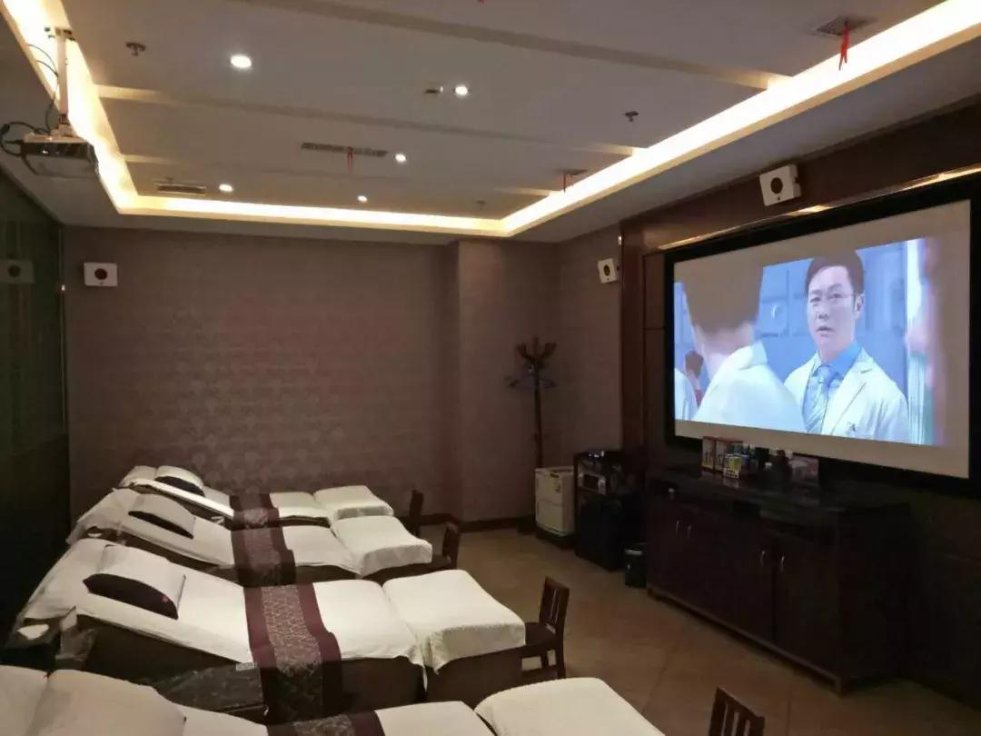 群星汇聚耀动全城|凯里金玛美购和毅足道龙庭汇海鲜酒楼开业盛典