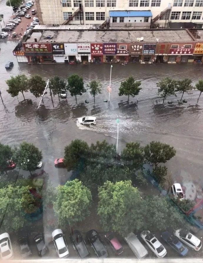 天津多云转小雨,天津阵雨过后