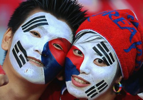 世界杯韩国最美女球迷,中韩女球迷惊艳亮相