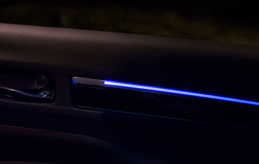 试驾雷诺科雷傲,试驾科雷傲视频