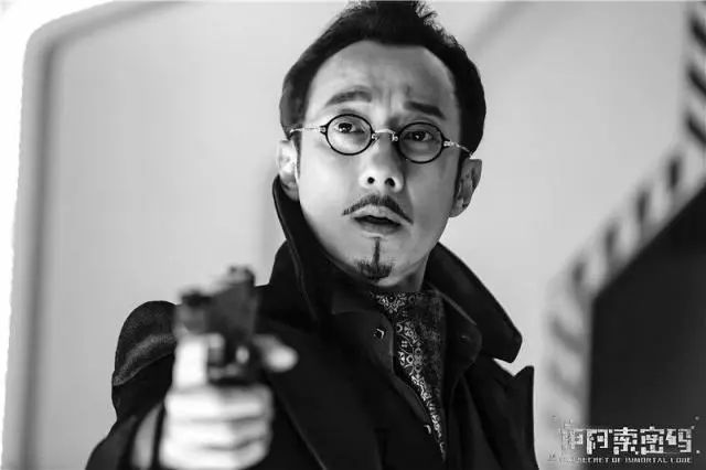 神奇女侠死侍黑亚当联合主演新片,杰森斯坦森与神奇女侠新片