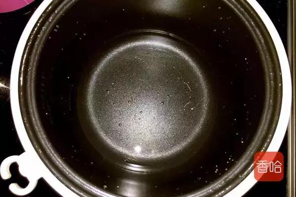 怎样用电饭煲制作酸奶教程,电饭煲自制酸奶的家常做法