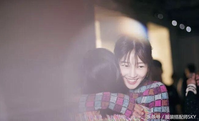 钟楚曦亮相上海电影节,钟楚曦白百何