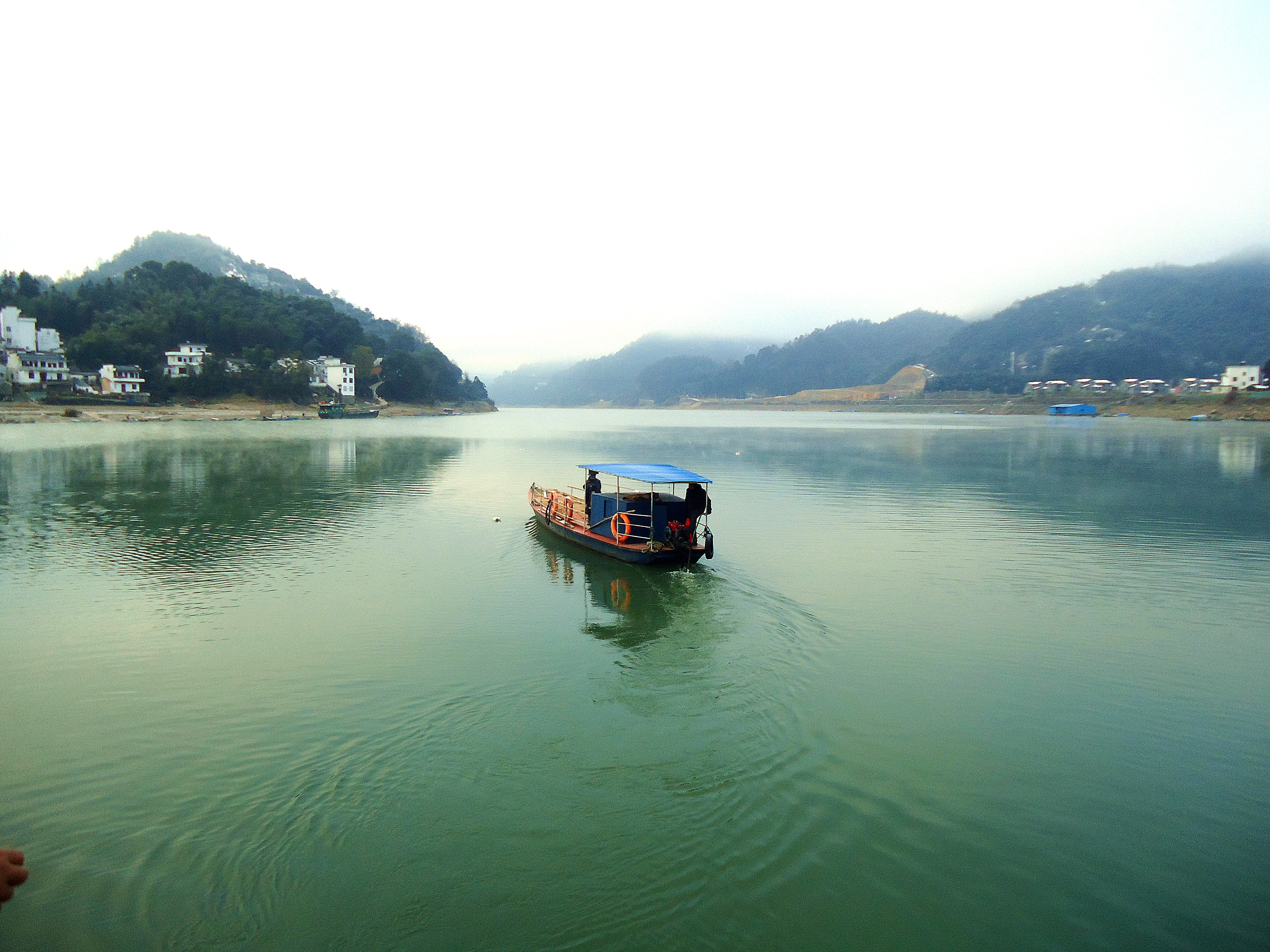 新安江畔的这个古镇，一处隐藏于山水之间的世外桃源