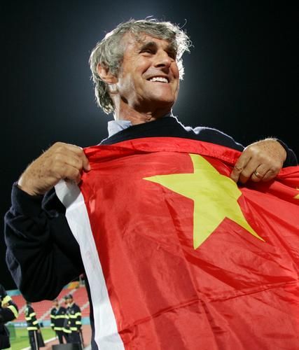 亚洲足球世界杯历史排名,世界杯2比2历史战绩