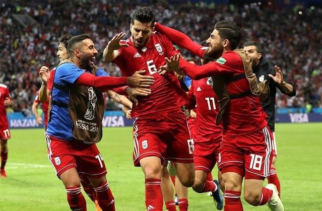 VAR技术专治各种不服，不是点球，伊朗遭遇全新情况