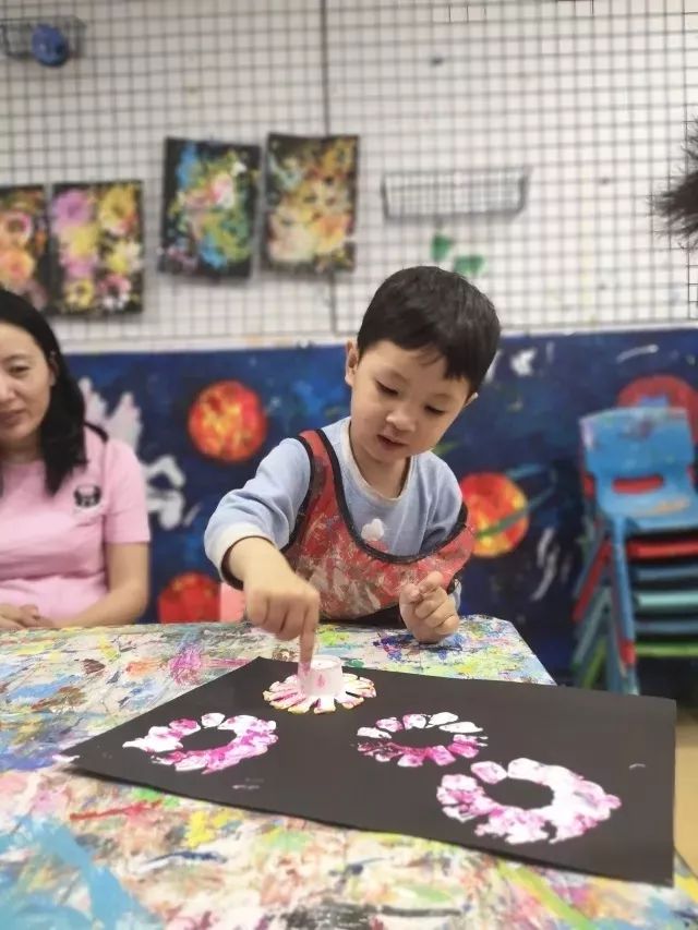 「金宝贝小小陶艺师活动回顾」跟外太空EZ寻觅不一样的烟花