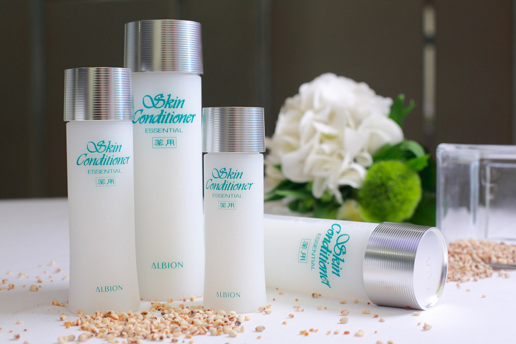 什么牌子的爽肤水好用性价比高,比较好的爽肤水推荐