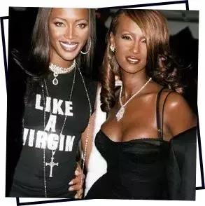 你的标语T恤，可能正在承包别人整个夏天的笑点